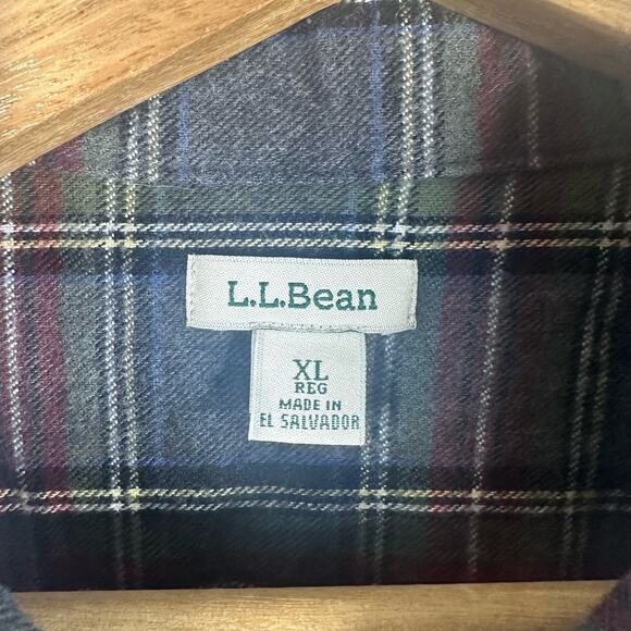 LL Bean Mens size XL Long Sleeve Button Down Flannel Plaid Shirt - Picture 7 of 9